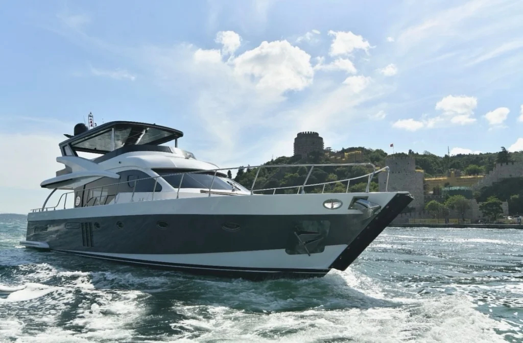 Private Yacht Charter