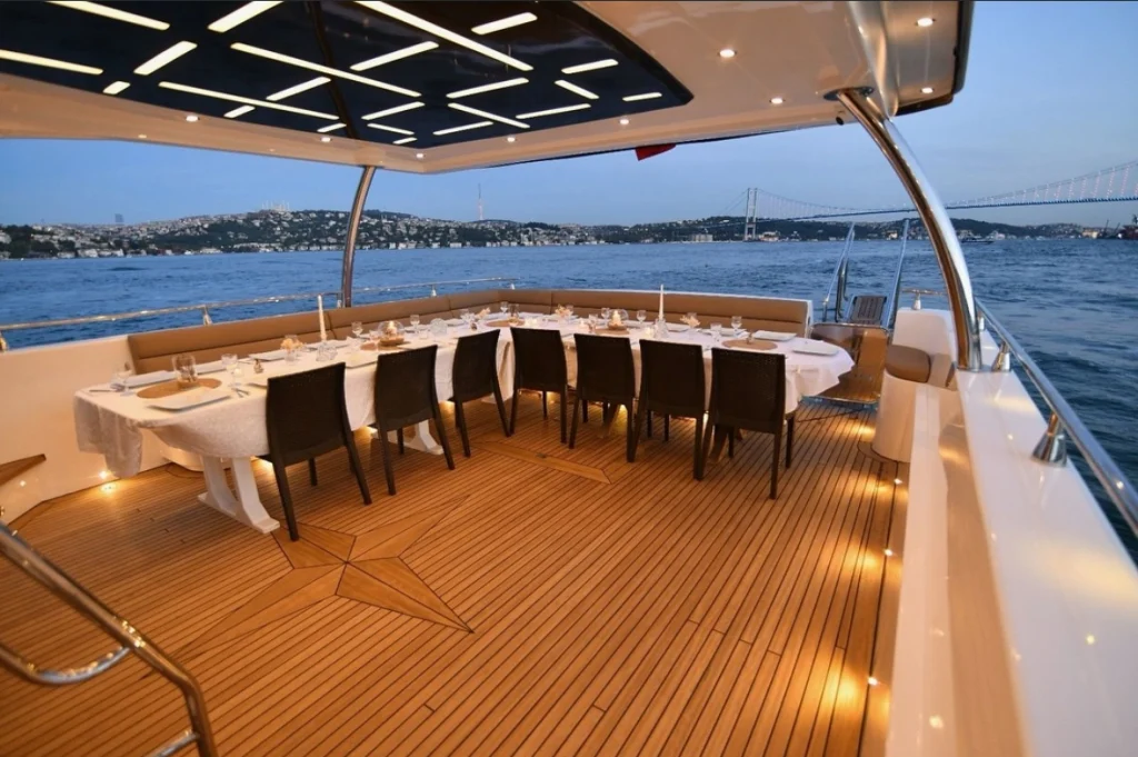 Private Yacht Charter